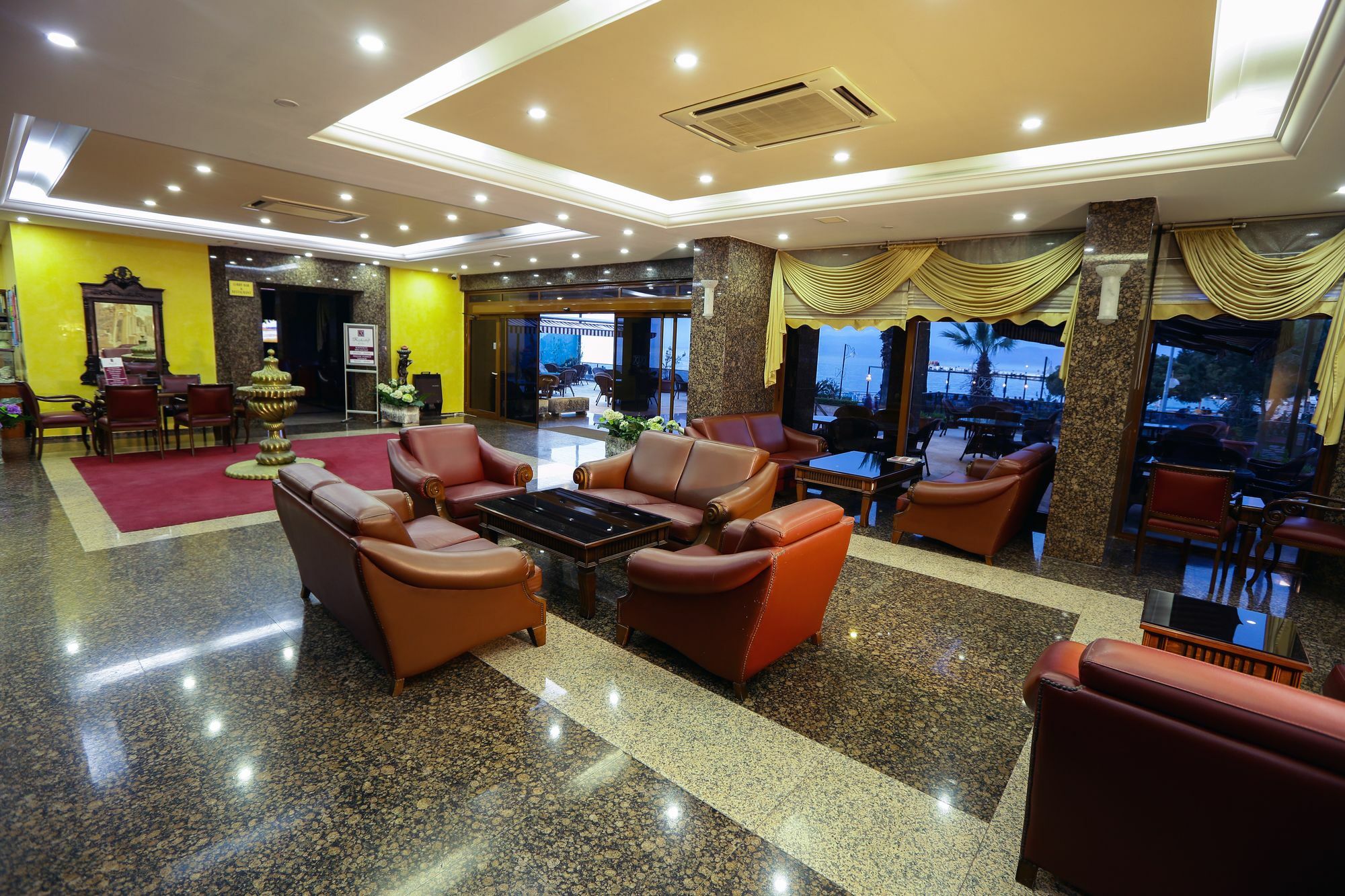 Kayhanbey Hotel Kusadası Exteriér fotografie